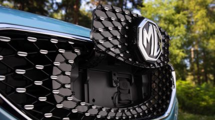 mg_zs_ev-122x-jpg