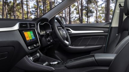 mg_zs_ev-132x-jpg