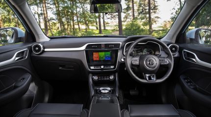 mg_zs_ev-142x-jpg