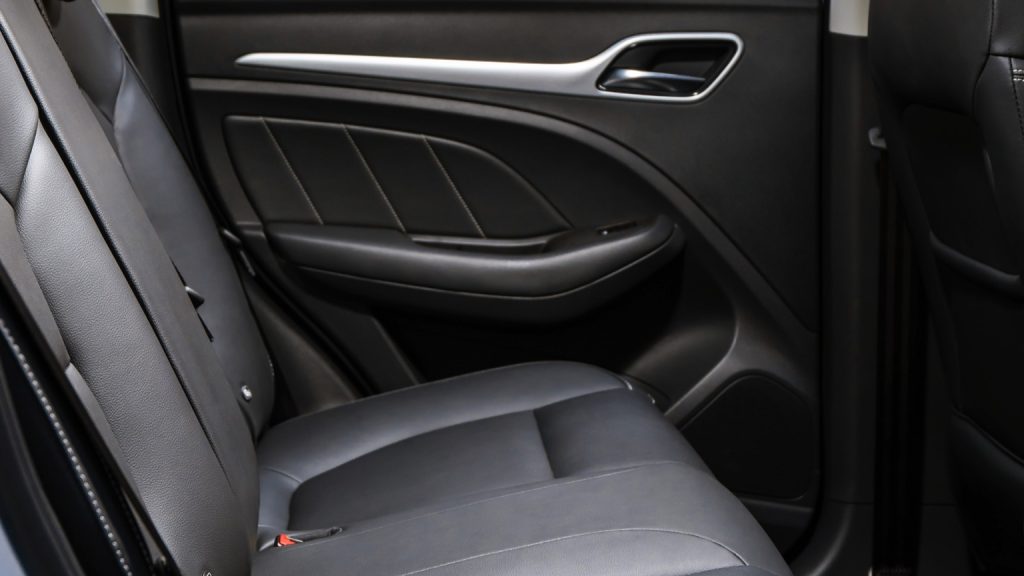mg_zs_ev-212x-jpg