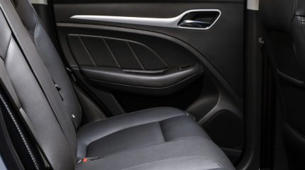 mg_zs_ev-212x-jpg