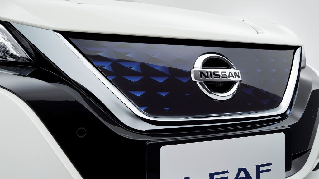 nissan_leaf_2018-112x-jpg