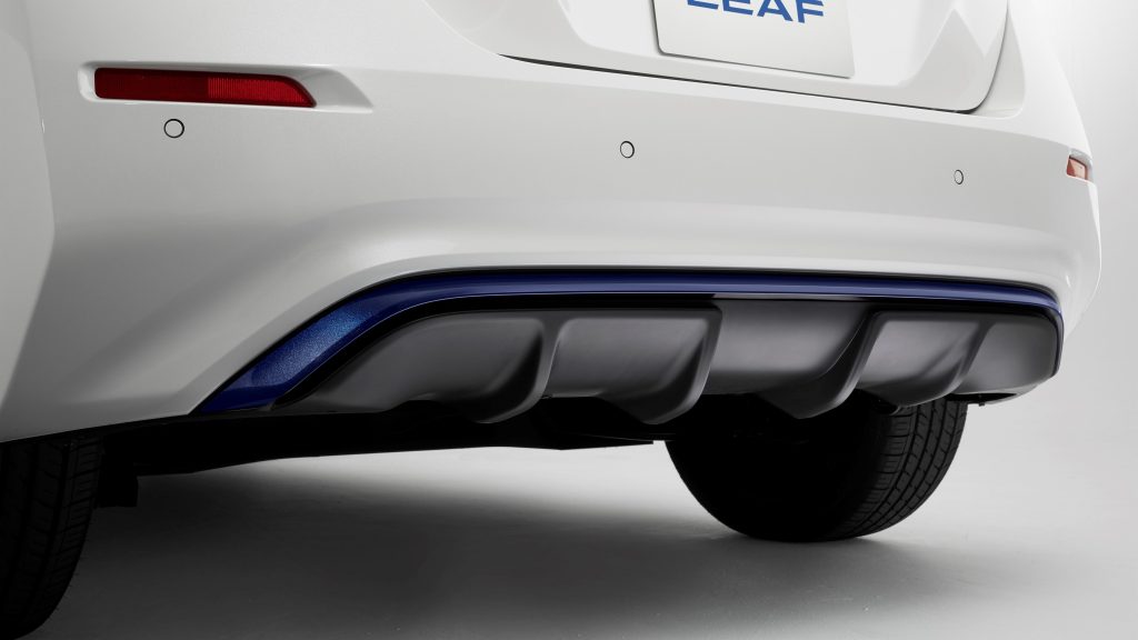 nissan_leaf_2018-122x-jpg