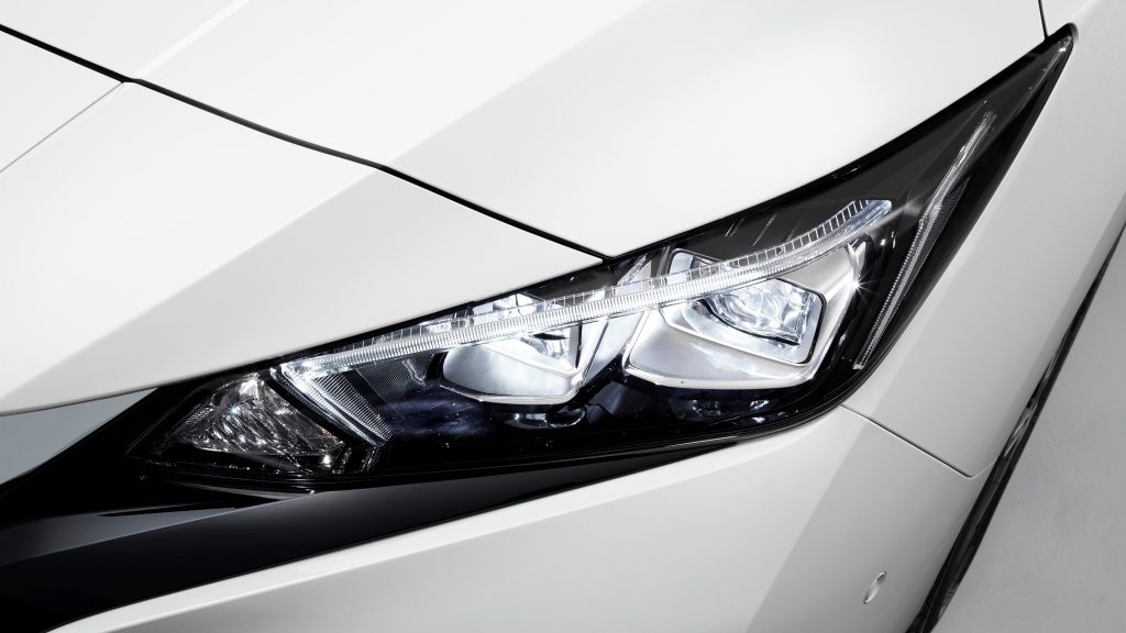 nissan_leaf_2018-132x-jpg