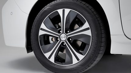 nissan_leaf_2018-152x-jpg