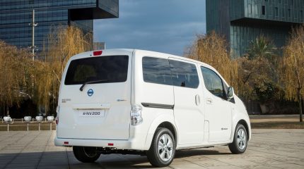 nissan_e-nv200_evalia_2018-022x-jpg