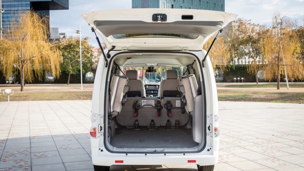 nissan_e-nv200_evalia_2018-052x-3-jpg