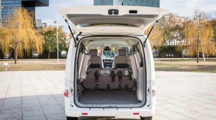 nissan_e-nv200_evalia_2018-052x-jpg