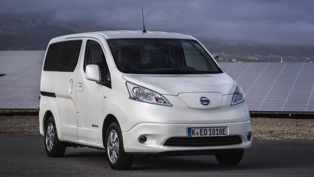 nissan_e-nv200_evalia_2018-122x-jpg