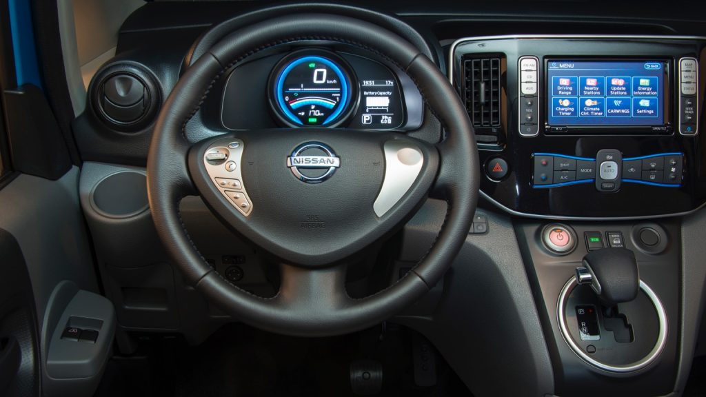 nissan_e-nv200_evalia_2018-232x-3-jpg