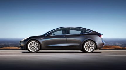 tesla_model_3-032x-9-jpg