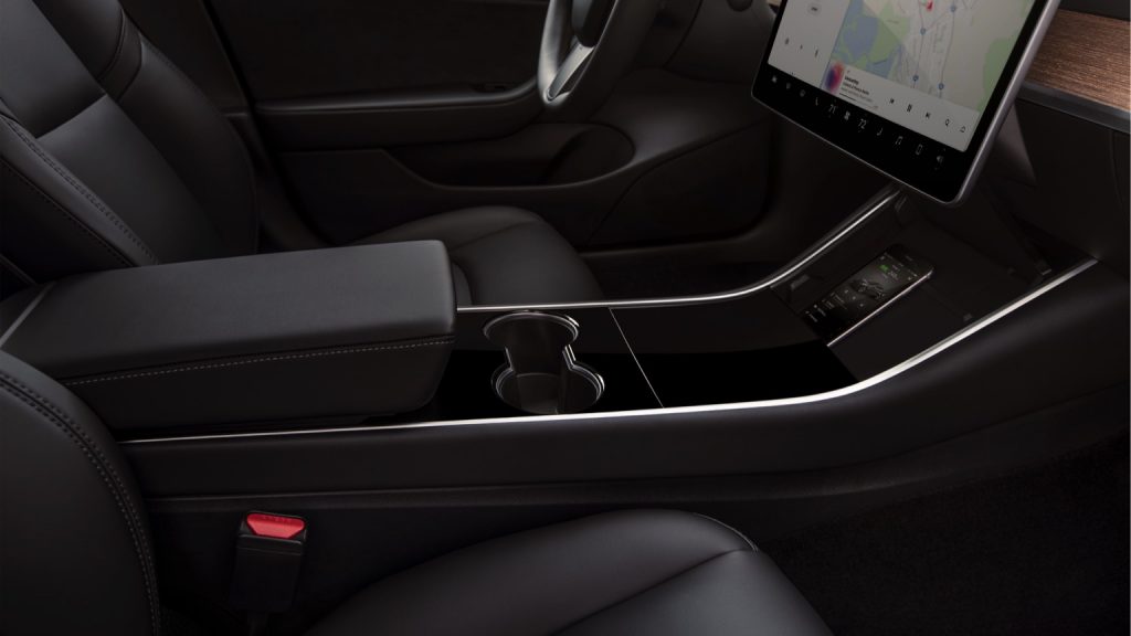 tesla_model_3-192x-10-jpg
