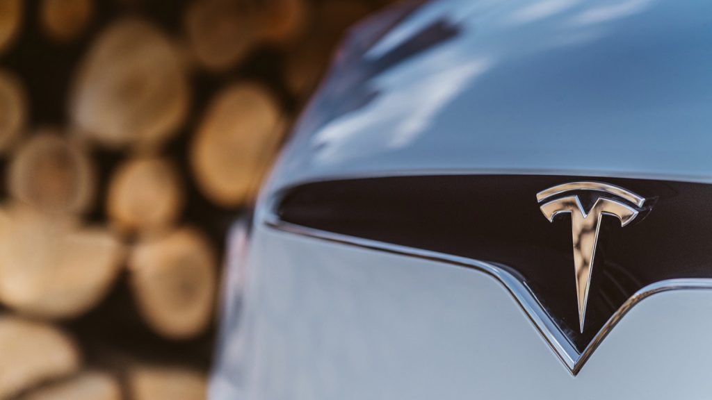 tesla_model_x-062x-1-jpg