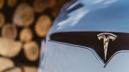 tesla_model_x-062x-jpg