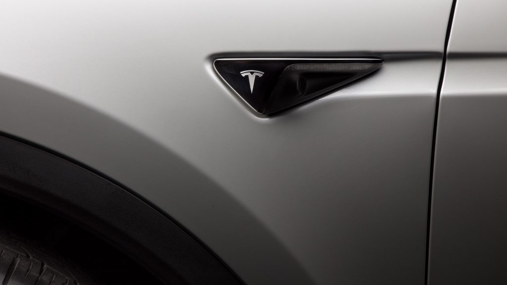 tesla_model_x-082x-jpg