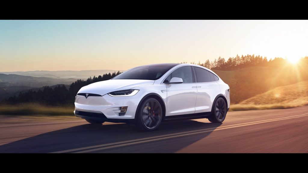 tesla_model_x-102x-jpg