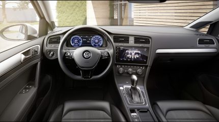 volkswagen_e-golf-2017-062x-jpg