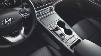 hyundai_kona_electric-062x-1-jpg