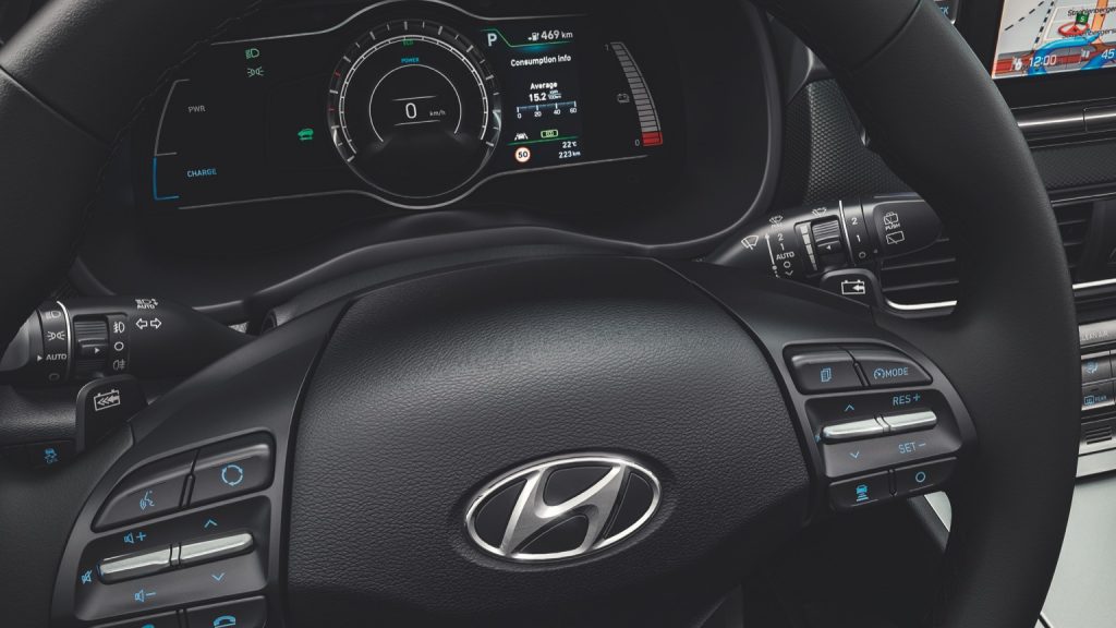 hyundai_kona_electric-072x-1-jpg
