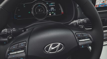hyundai_kona_electric-072x-1-jpg