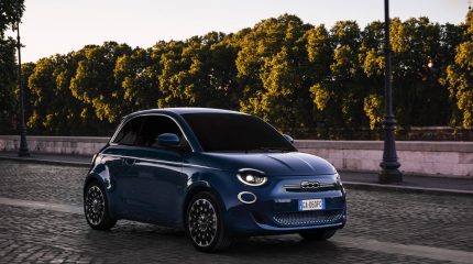 fiat_500e_hatchback_2020-032x-jpg