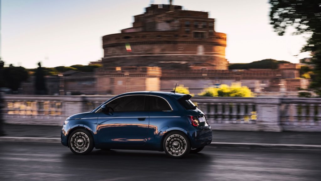 Fiat 500e Berlina 24 kWh Lease Zakelijk Leasen 100 Expert