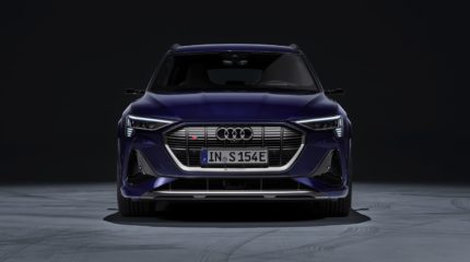 audi_e-tron_s_2020-142x-jpg