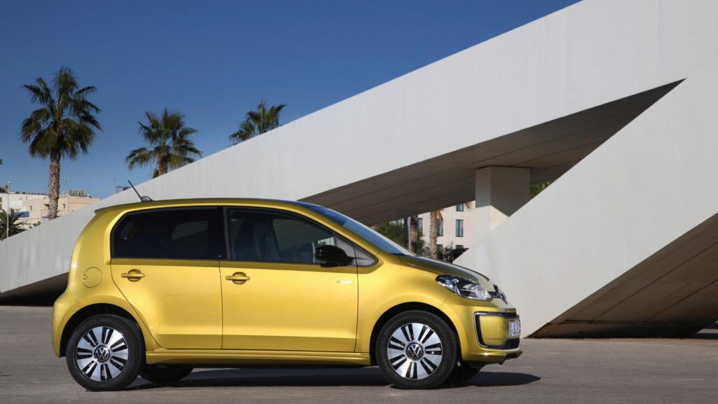 volkswagen_e-up-2019-122x-jpg