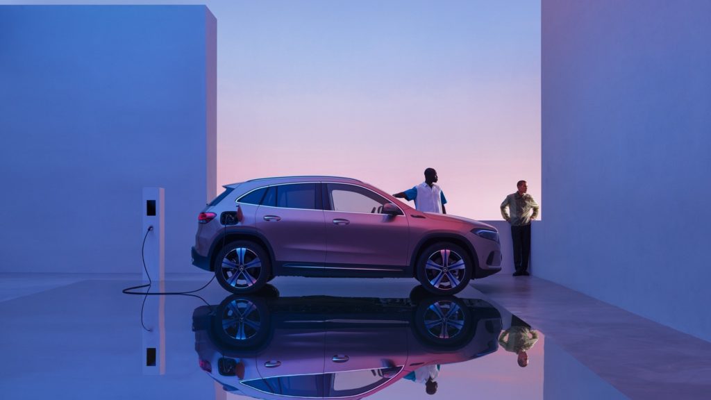 mercedes_eqa-182x-jpg