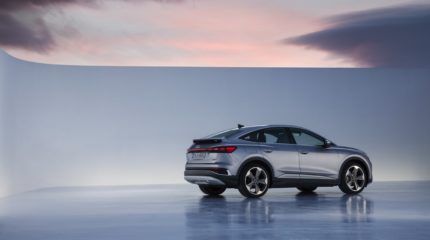 audi_q4_e-tron_sportback_2021-072x-jpg