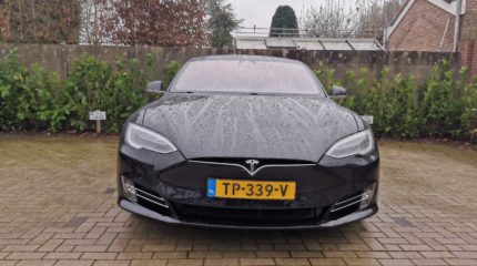 p100