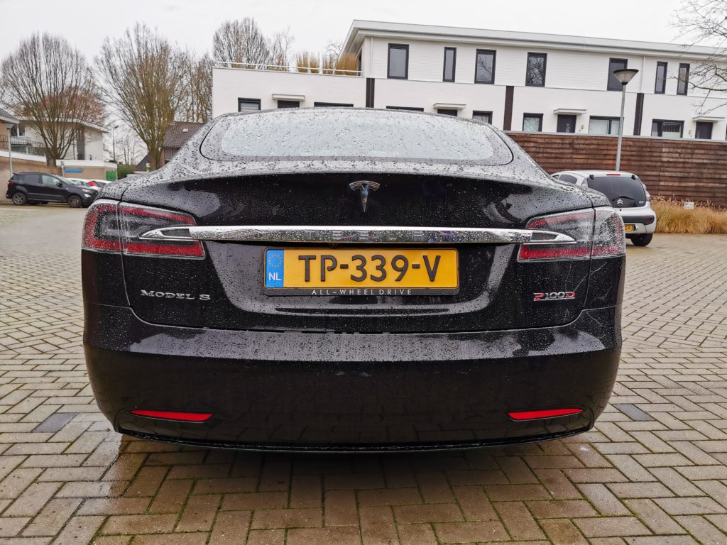 p100d8