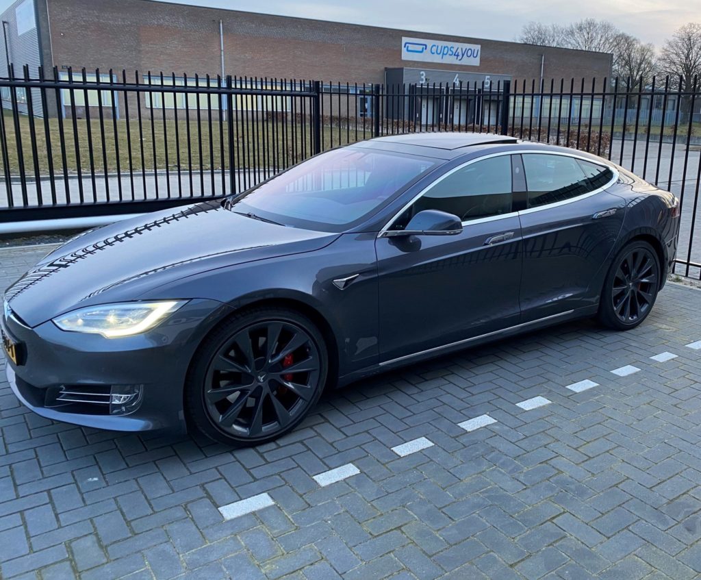 tesla-1