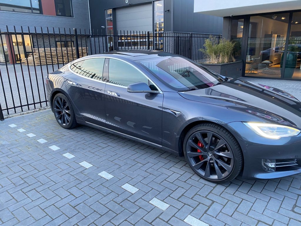 tesla-2