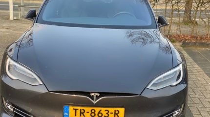 tesla-model-s-tr863r-3