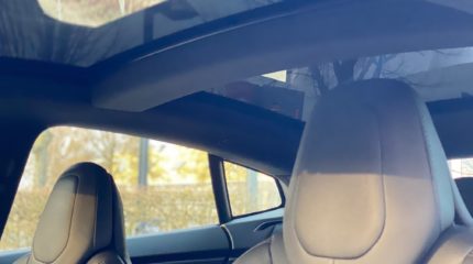 tesla-model-s-tr863r