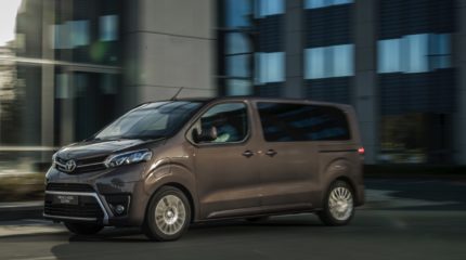 toyota_proace_verso-022x-jpg