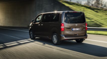 toyota_proace_verso-102x-jpg