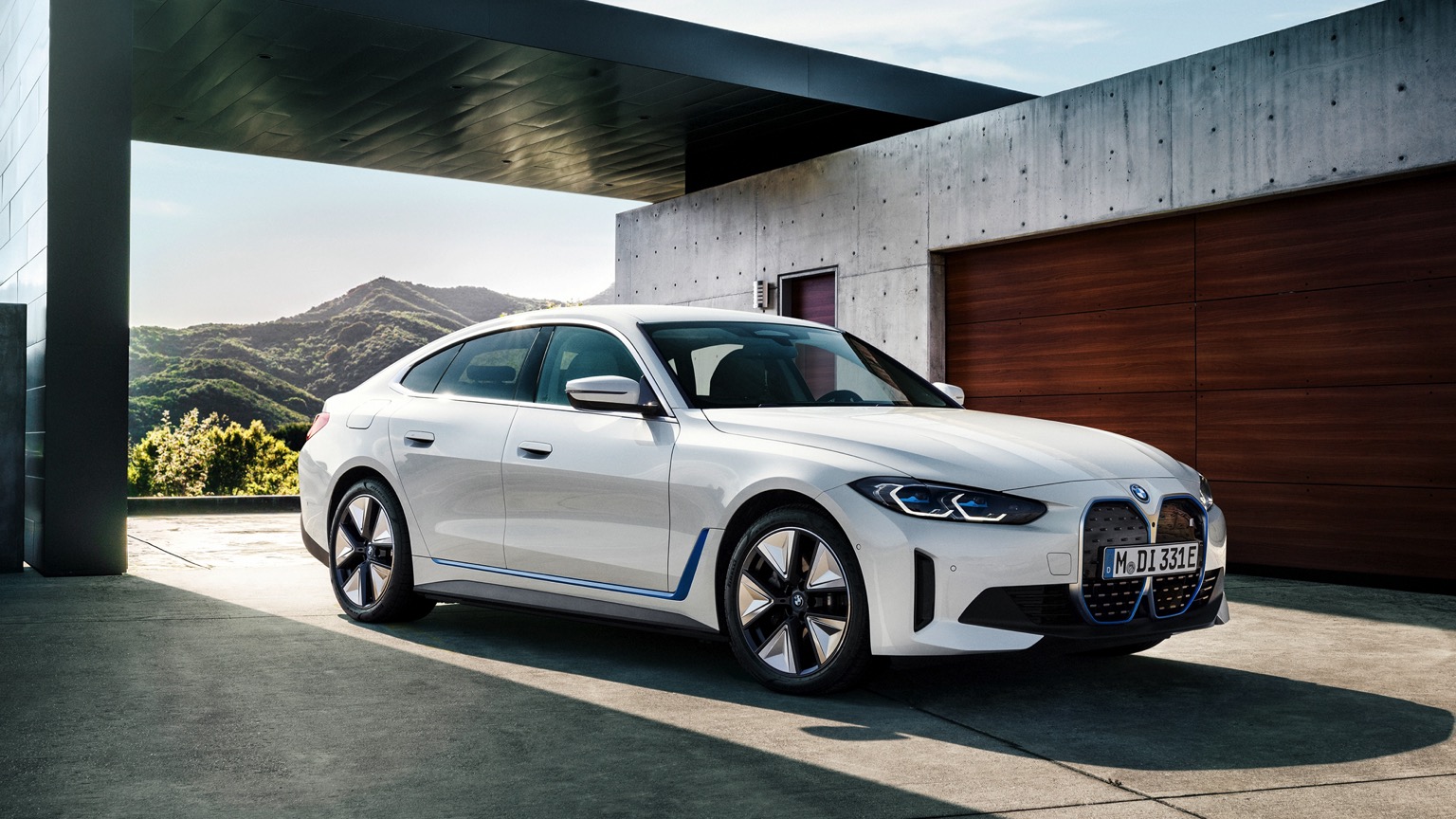 BMW i4 eDrive40 Lease Zakelijk Leasen 100 Expert