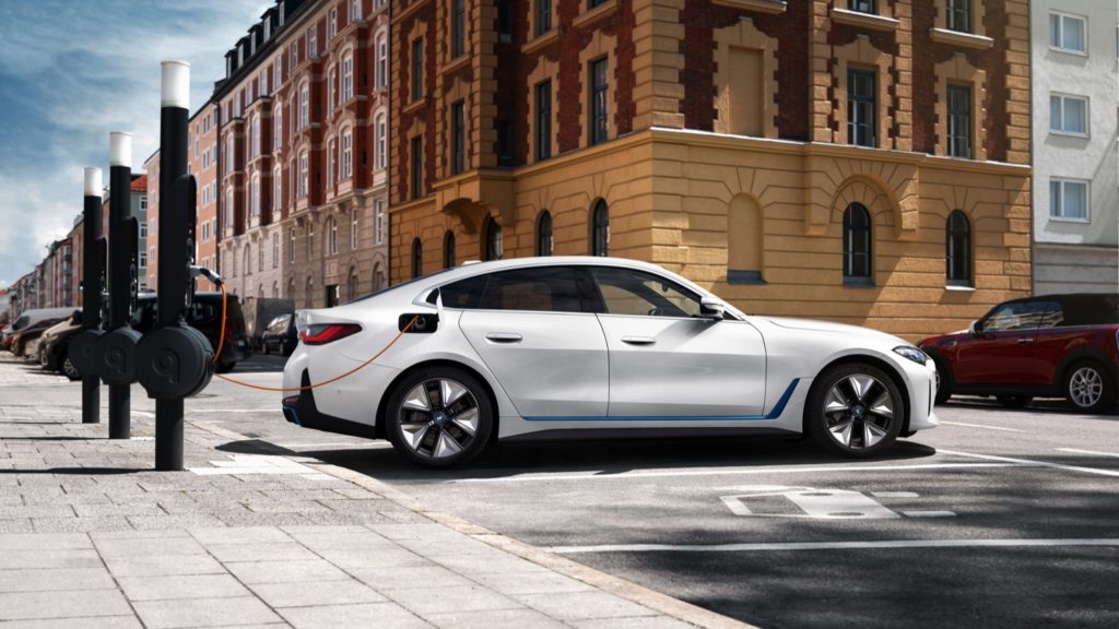 bmw_i4_edrive40-132x-jpg