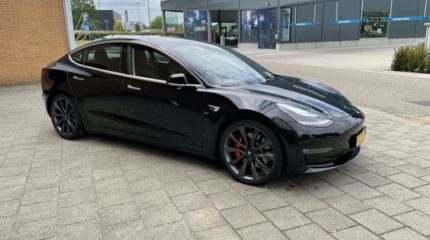 tesla-model-3-zwart-occasion-lease-2