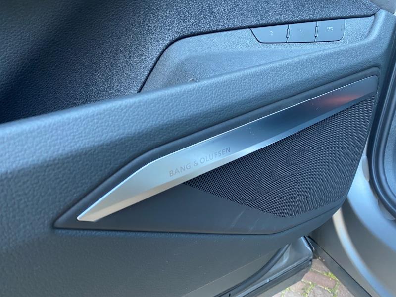 audi-e-tron-55-quattro-mat-grijs-release-interieur-7
