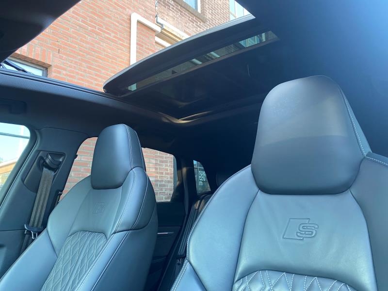 audi-e-tron-55-quattro-mat-grijs-release-interieur-s-line-6