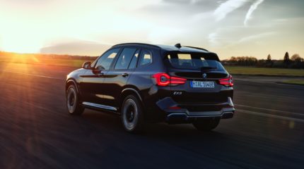 bmw_ix3_2022-142x-jpg