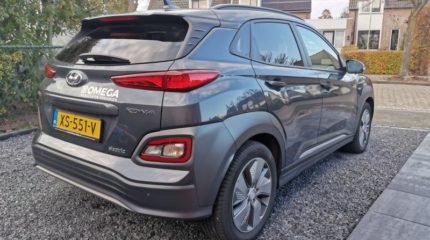 hyundai-kona-electric-premium-donkergrijs-release-zakelijk-leasen-4