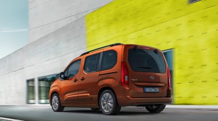 opel_combo-e_life-032x-jpg