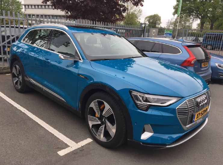 audi-e-tron-95kwh-advanced-blauw-zakelijk-leasen-occasion