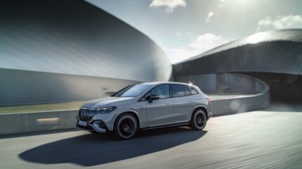 mercedes_eqe_amg_suv-052x