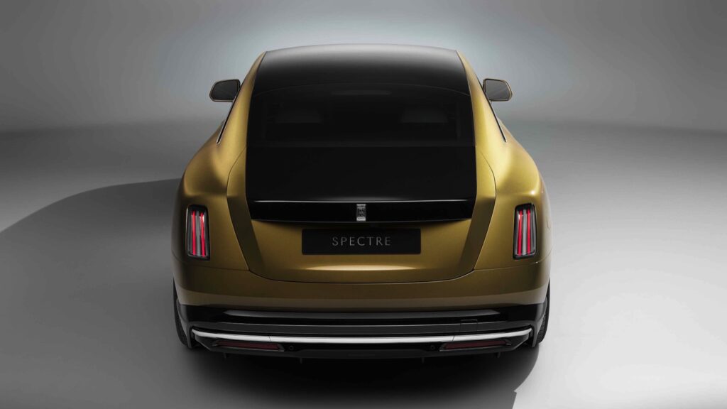 rolls-royce-spectre-042x