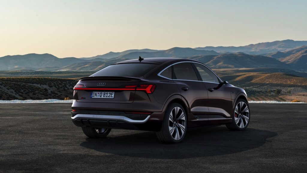 audi_q8-etron-sportback-2023-022x